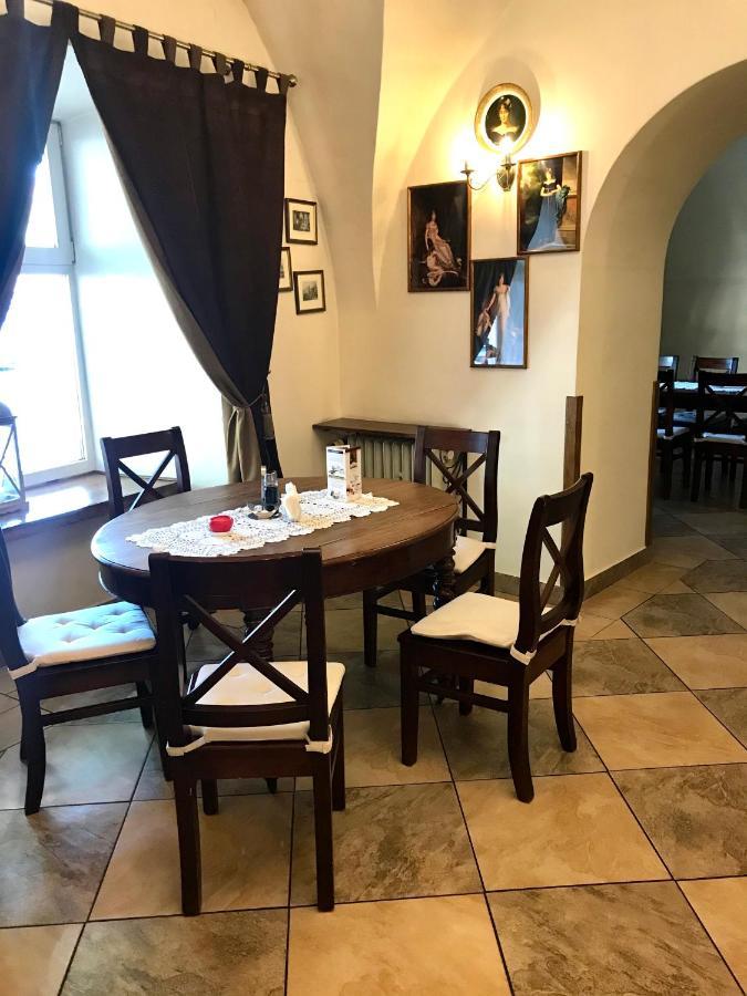 Hotelik Polonia Lowicz Bagian luar foto