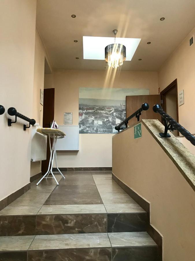 Hotelik Polonia Lowicz Bagian luar foto